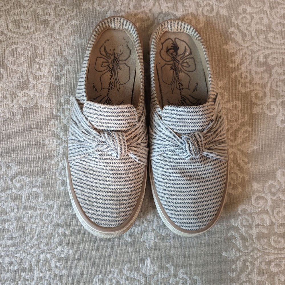 Slip On Sneakers